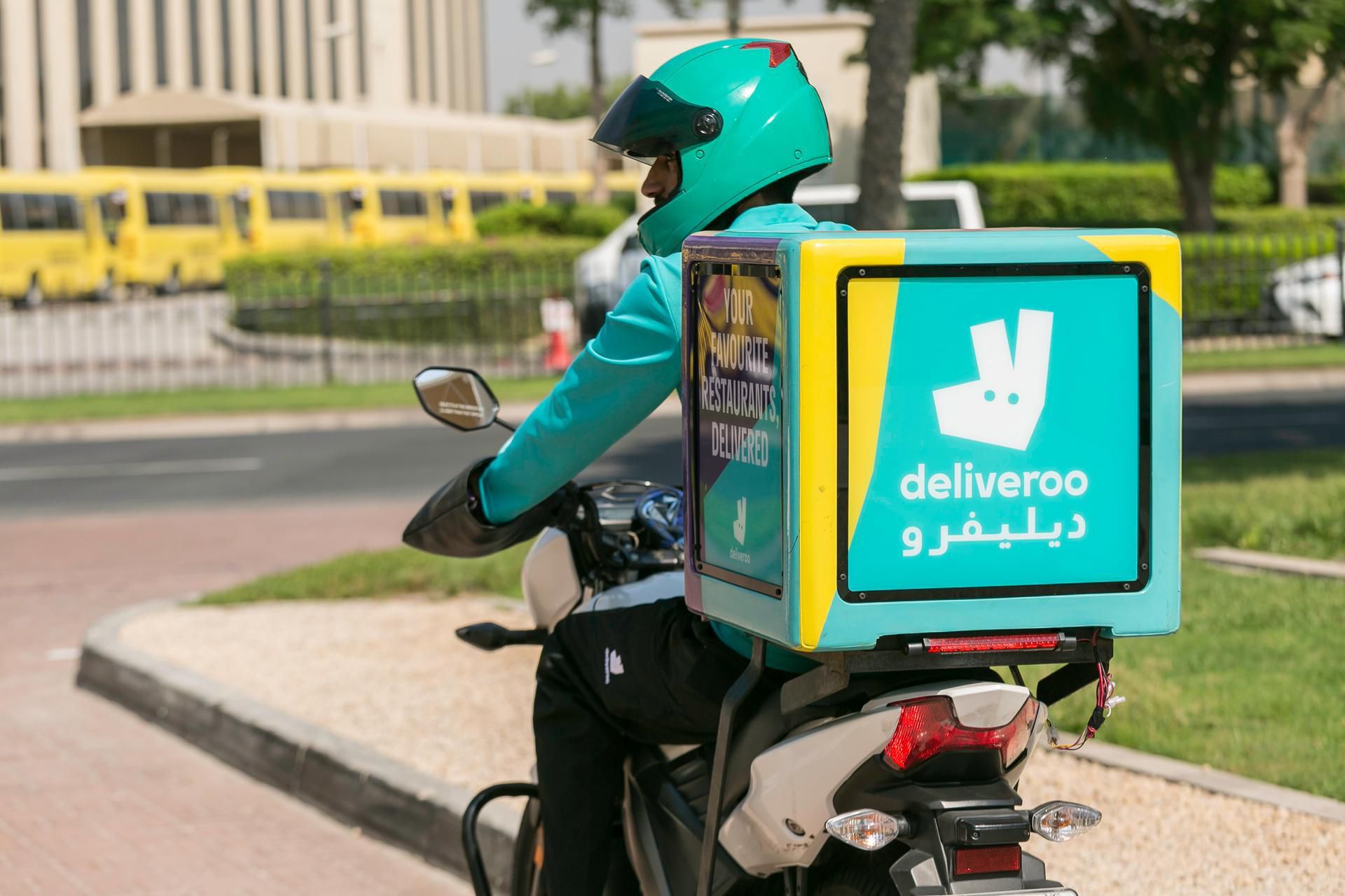 Deliveroo partners fidelity management 7b bradshaw