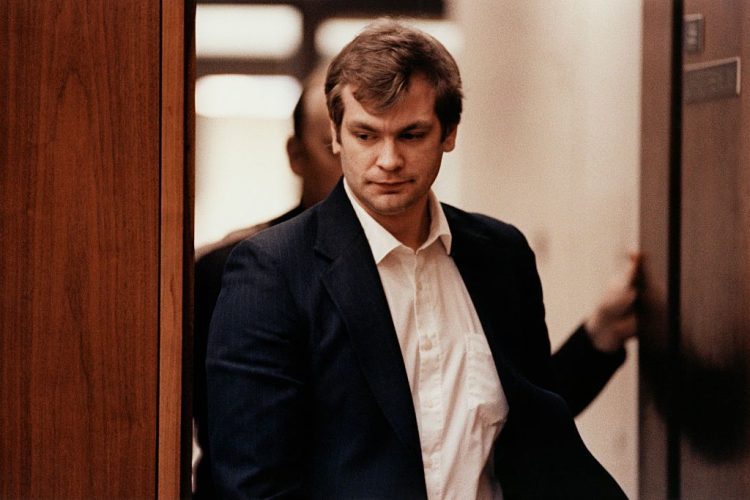 Unraveling the Darkness: The Complete Timeline of Jeffrey Dahmer’s Murders