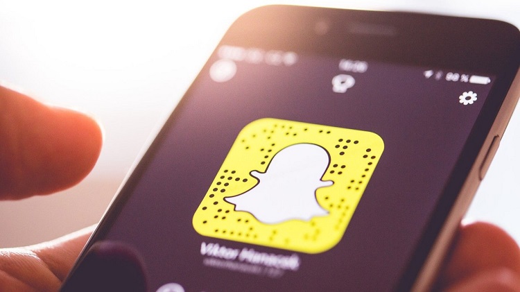Can Someone see if you Remix their Snap Story